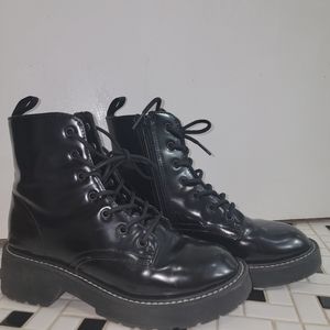 Steve Madden Platform Boots